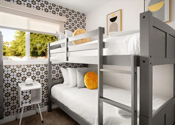 The Modernist Holiday home